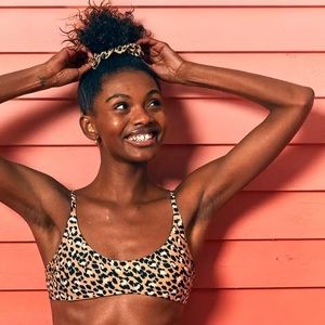 Aerie Leopard Print Scoop Bikini Top (Size: S)